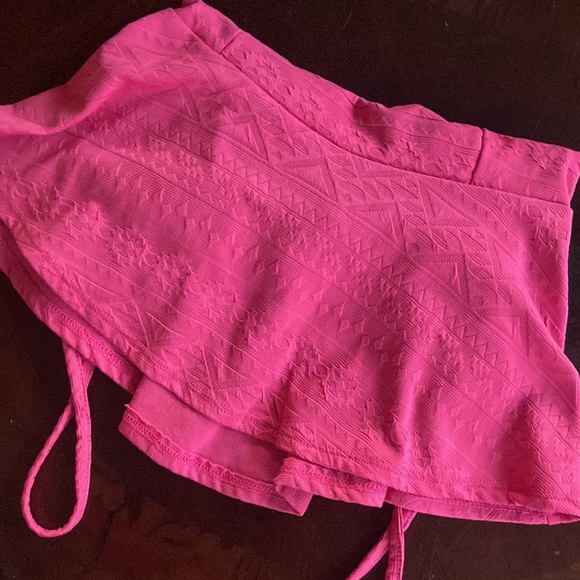 “Pink Wednesdays” - Picture 3 of 3